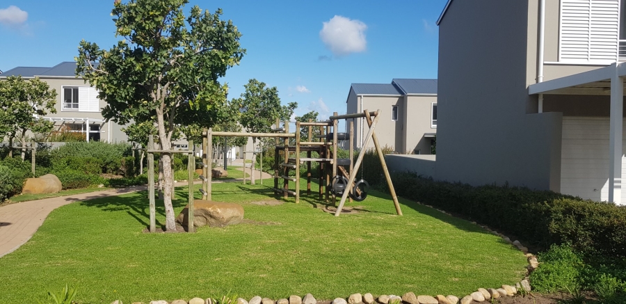 To Let 3 Bedroom Property for Rent in Somerset Lakes Western Cape